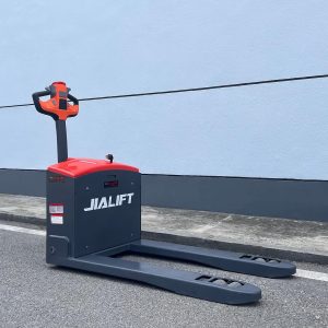 XE NÂNG TAY ĐIỆN 3 TẤN JIALIFT CBD30-C